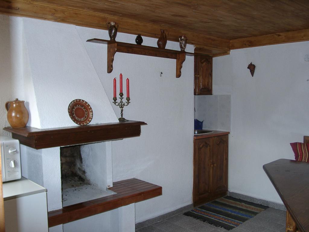 Sarafova Guest House Koprivshtitsa Eksteriør billede